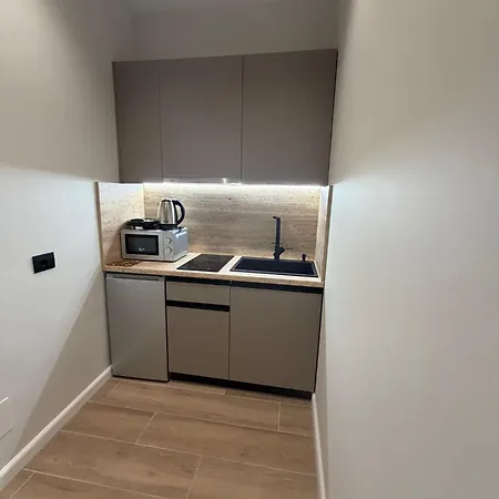 Lataj Apartamento *